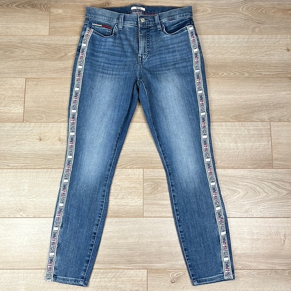 Tommy Hilfiger Denim - Tommy Hilfiger Side Stripes Skinny Jeans with Slimming Technology Size 8